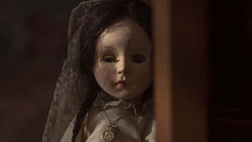 The Communion Girl Bild 4