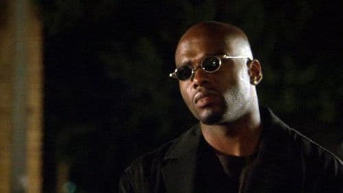 Love and a Bullet Bild 7