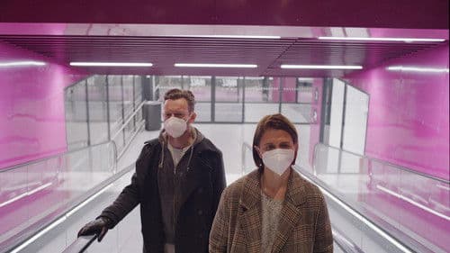 Eristyksissä (At Home Finland) Bild 2