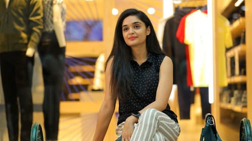 అనుభవించు రాజా Bild 5