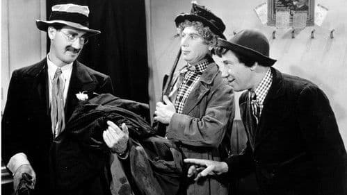 Die Marx Brothers in der Oper Bild 7