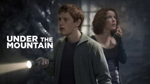 Under the Mountain Bild 7