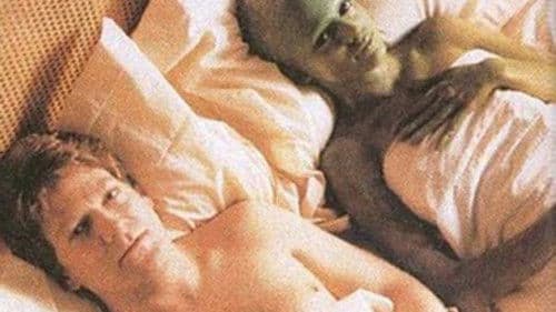 Alien Love Triangle Bild 1