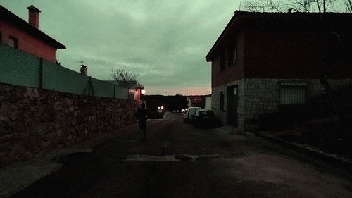 Unsafe Outside Bild 1