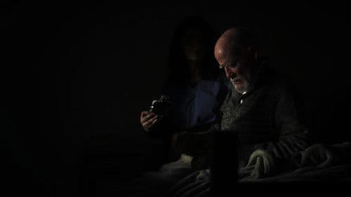 The Distance Between Us Bild 1