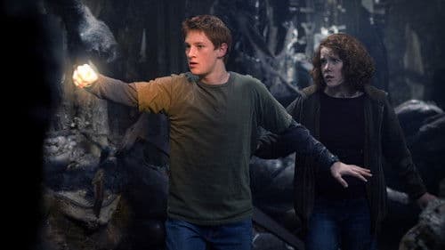 Under the Mountain Bild 2