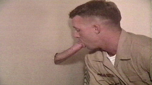 Barracks Glory Hole 1 Bild 1