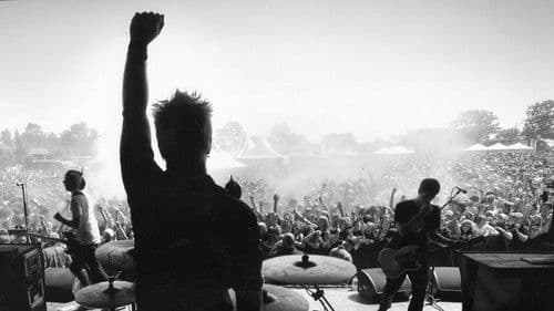 Beyond Barricades Bild 1