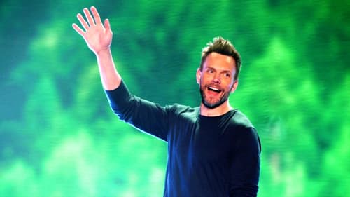 Joel McHale: Live from Pyongyang Bild 1