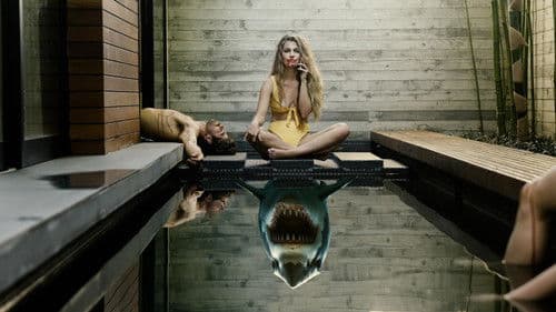 Shark Girl Bild 3