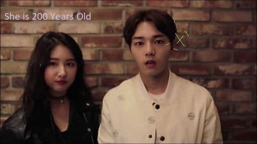 그녀는 200살 Bild 2