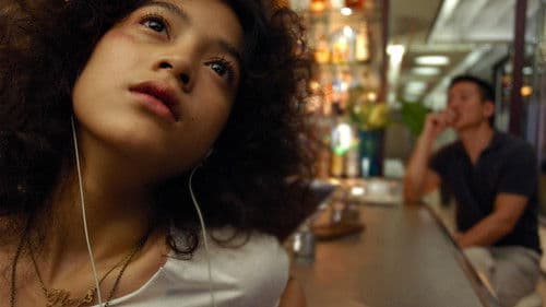 Ploy – Die Unbekannte im Hotel Bild 1