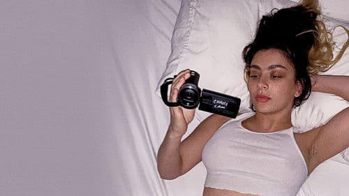 Charli XCX: Alone Together Bild 1
