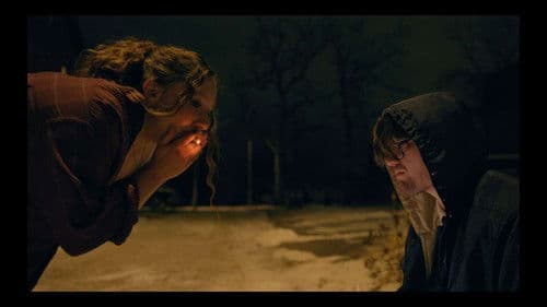 Left Down Raven Street Bild 1