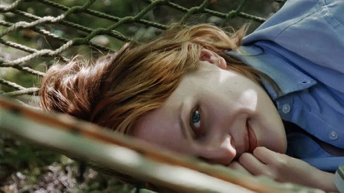 Queen of Earth Bild 2