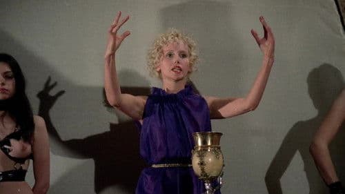 Nackte Haut und schwarzes Leder Bild 6