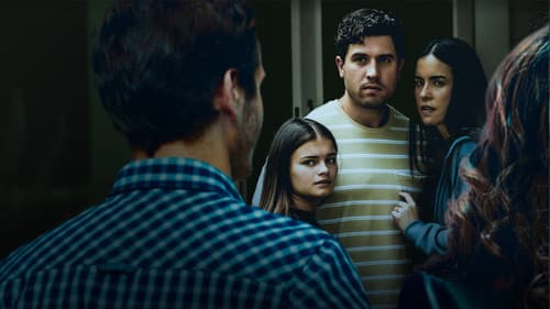 The Couple Across the Street Bild 1