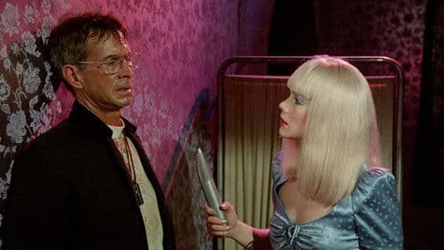 China Blue bei Tag und Nacht Bild 3