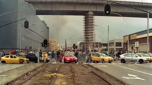 La Vie sexuelle des Belges partie 3 - Fermeture de l'usine Renault à Vilvoorde Bild 1