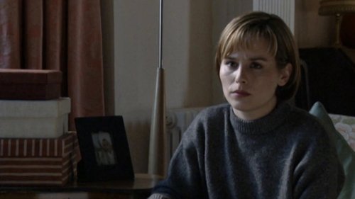 Little White Lies Bild 1