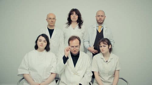 Trachatys Of A Old Woman Bild 1