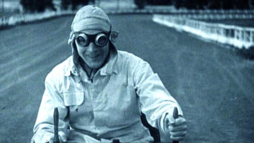 The First Auto Bild 2