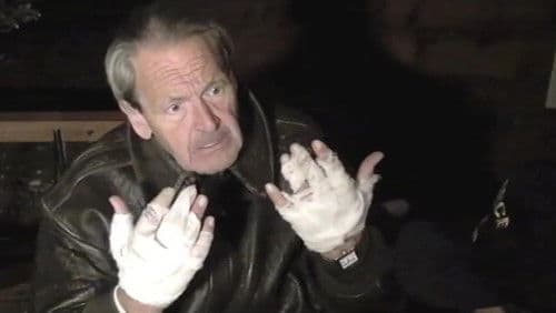 I Am the Doorway Bild 4