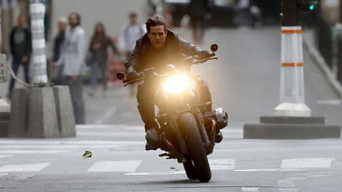 Tom Cruise - Mann mit zwei Missionen Bild 6