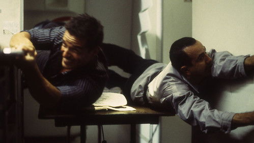 Crash Landing - Flug ohne Hoffnung Bild 3