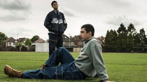 City of Tiny Lights Bild 4