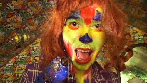 A Family Finds Entertainment Bild 2