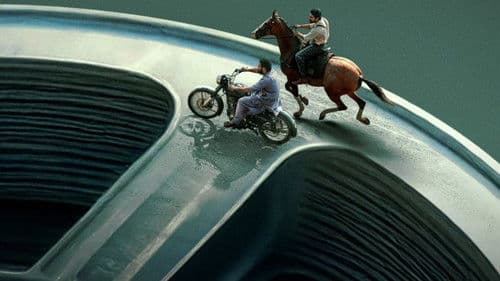 ఆర్‌ఆర్‌ఆర్‌: బిహైండ్‌ అండ్‌ బియాండ్‌ Bild 2