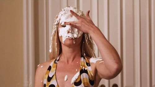 The Devil Wears Nada Bild 2