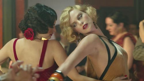 Head in the Clouds Bild 6