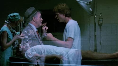 Der ausgeflippte College Geist Bild 5