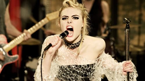 How to Talk to Girls at Parties Bild 6