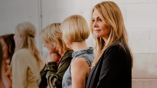 Escaping the NXIVM Cult: A Mother's Fight to Save Her Daughter Bild 8