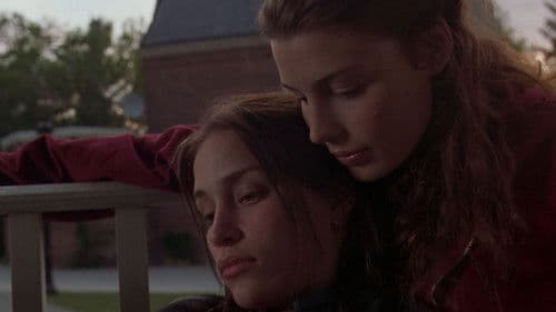 Lost and Delirious Bild 3