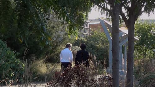 Just the Worst Time Bild 1