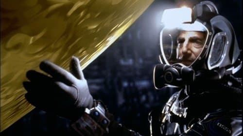 Sphere - Die Macht aus dem All Bild 1