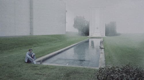 Man Under Table Bild 1