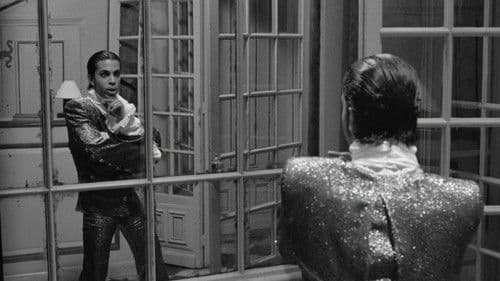 Under the Cherry Moon Bild 2