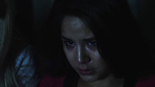 Waiting for the Storm Bild 1