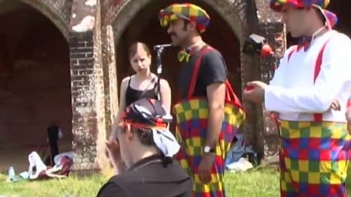 Crooked Features Bild 1