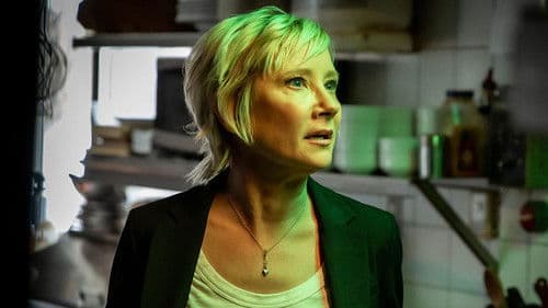 Girl in Room 13 Bild 2