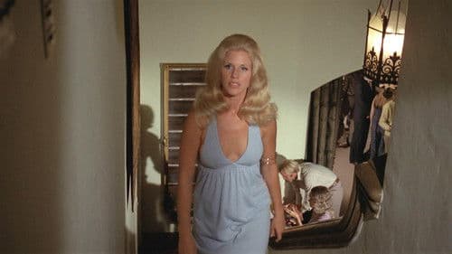 Love Me Deadly Bild 1