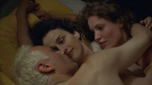 Tigerstreifenbaby wartet auf Tarzan Bild 2