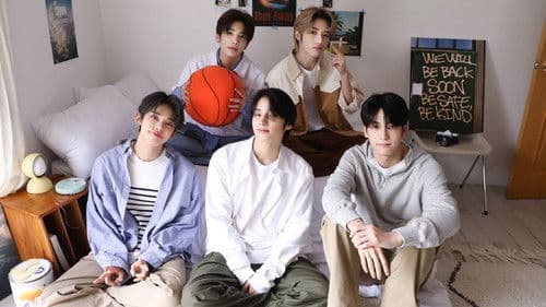 TOMORROW X TOGETHER 'DAY BY DAY' 2023 SEASON'S GREETINGS Bild 1