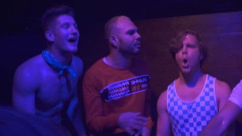 Bathroom Stalls & Parking Lots Bild 4