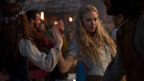 Red Riding Hood - Unter dem Wolfsmond Bild 5